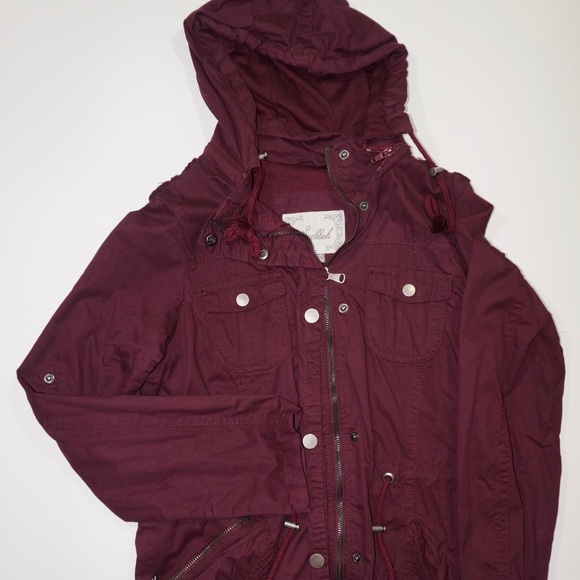 Jacket - Picture 1 of 3